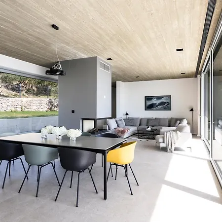 Radun With Grand Heated Pool Villa Kaštel Stari