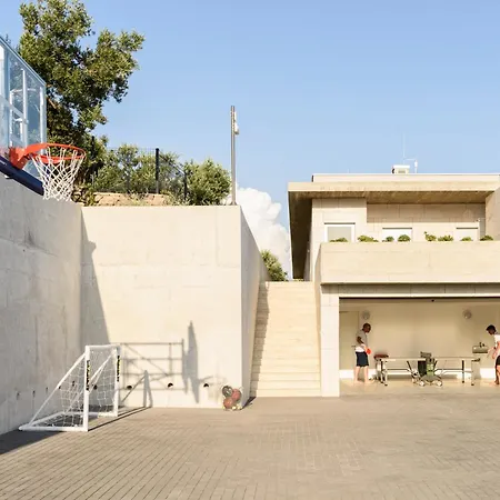 Radun With Grand Heated Pool * Kaštel Stari